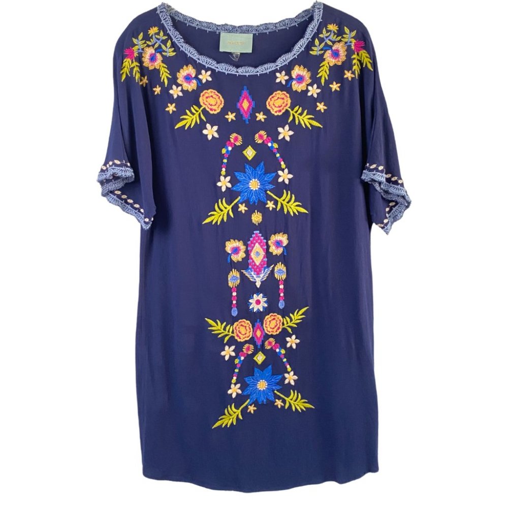 Skies are Blue Navy Floral Embroidered Short Sleeve Dress; M/L - Picture 3 of 12